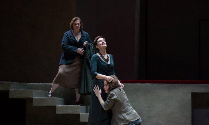 The Met Ends Its Season With a Powerful ‘Elektra’
