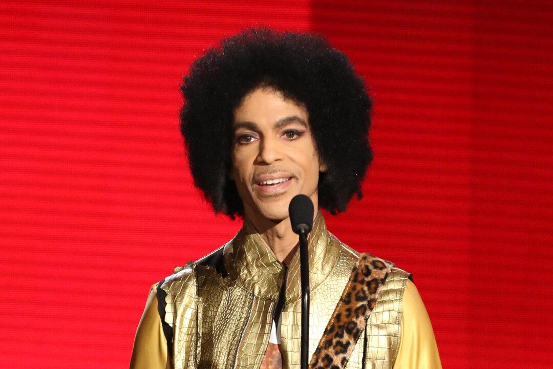 Prince’s Staff ‘Screamed’ and Were ‘Too Shocked to Call 911’ When His Body Was Found, Report Says
