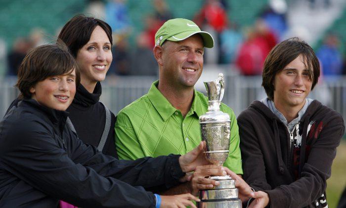 Stewart Cink: Golfer Announces Break From Sport After Wife Diagnosed With Breast Cancer