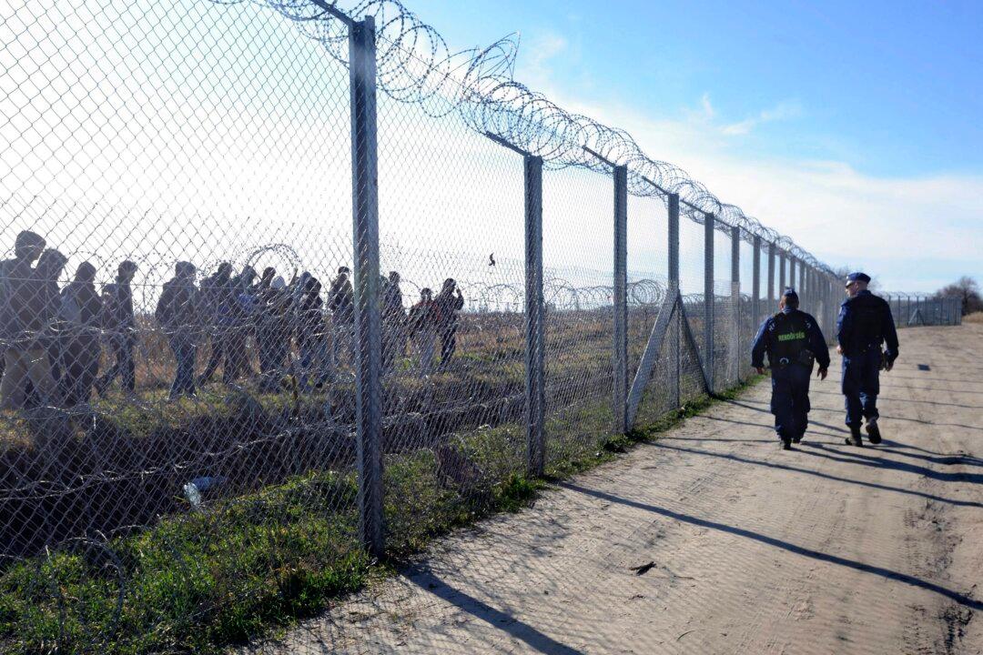 Thousands of Migrants Still Taking Balkan Route to EU