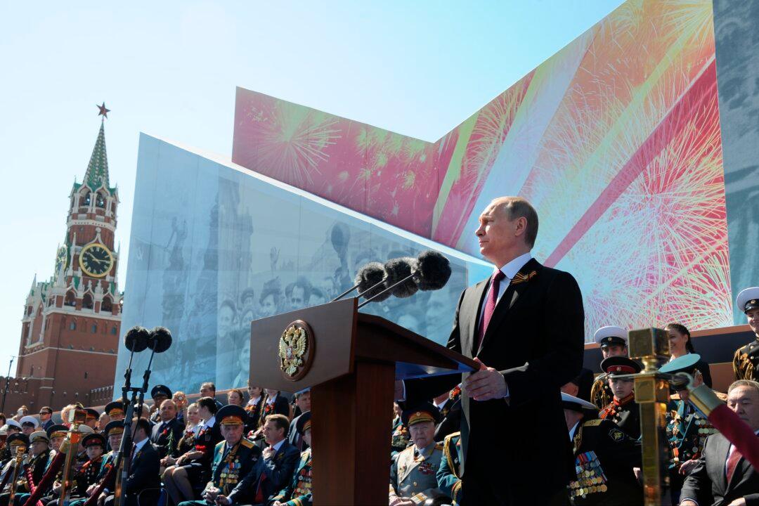 Putin Says New Russian Weapons Turned Tide in Syria