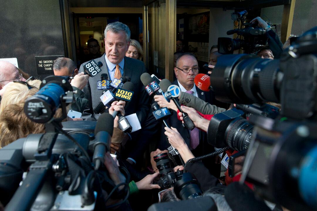 NYC Mayor Draws Scrutiny Over Developer-Funded Pet Project