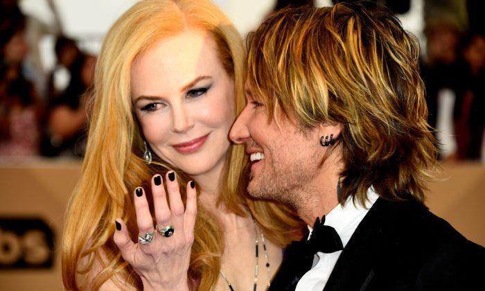 Video: Singer Keith Urban Laughs at Old Photo of Himself Sporting Mullet, Gushes Over Wife Nicole Kidman