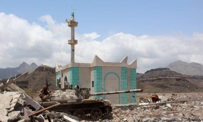 Suicide Bombing Kills 25 in Southern Yemen