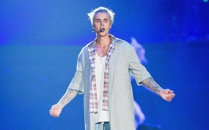 Justin Bieber Cannot Enter Argentina, Tour Will Bypass Country