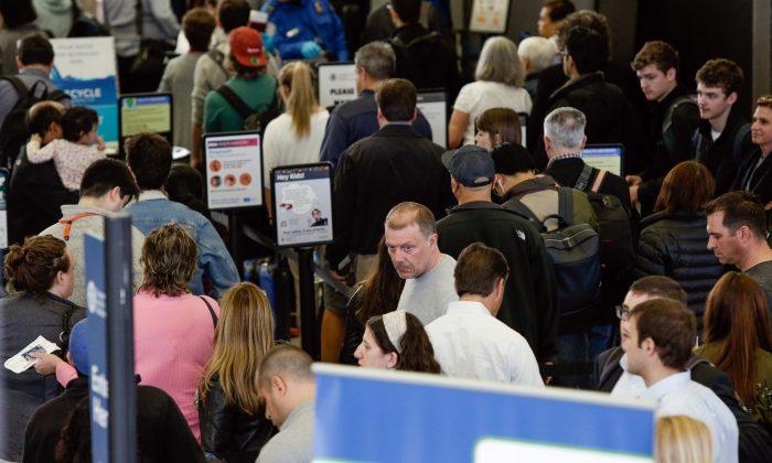Chicago Airports: Arrive 3 Hours Prior to Flight Departure for Domestic Travel
