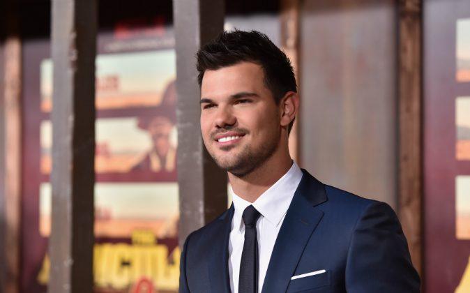 Taylor Lautner Uses Taylor Swift’s Phone Number as Bargaining Chip In Instagram Debut
