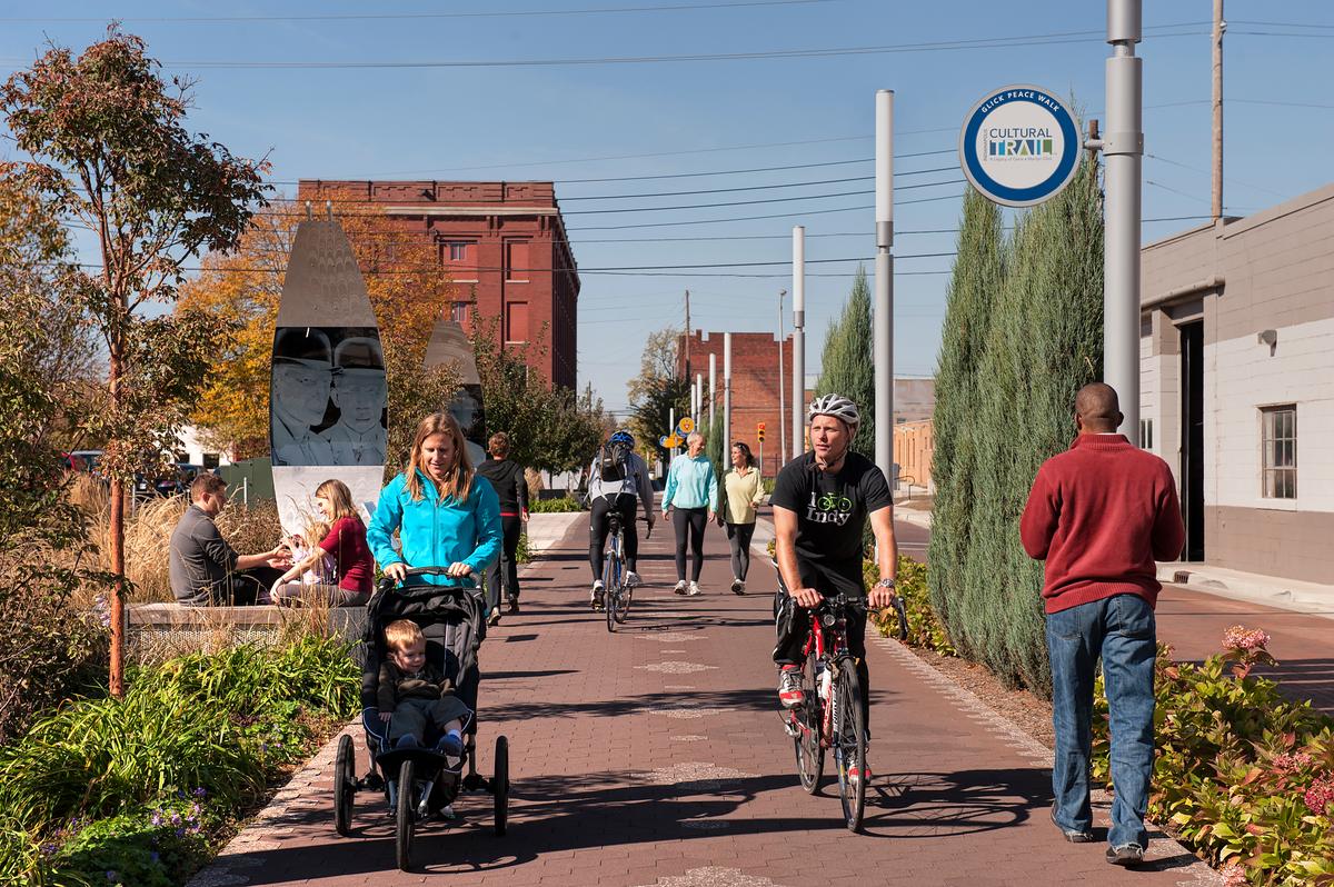 The Indianapolis Cultural Trail, an 8-mile biking and walking path connecting the city’s six major cultural districts. (Lavengood Photography)