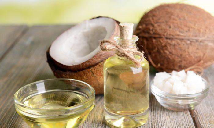 Refined Versus Unrefined Coconut Oil: 3 Things You Should Know