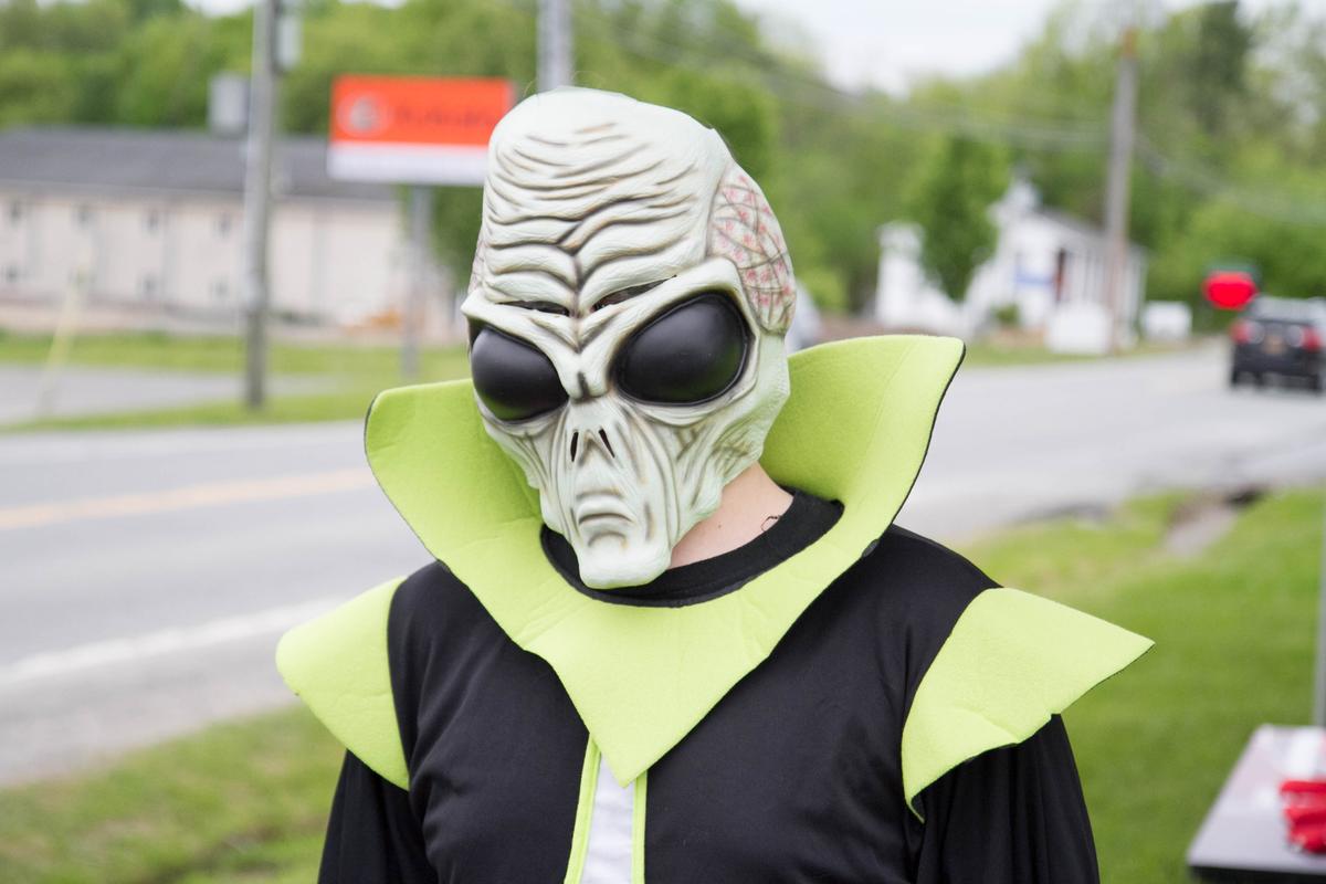 Photo Gallery: Pine Bush UFO Fair