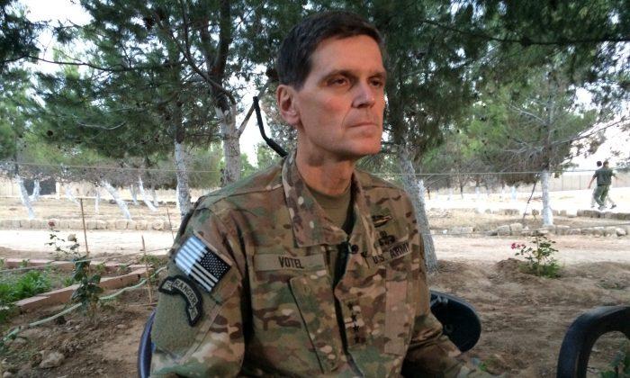 Top US Commander Makes Secret Visit to Syria