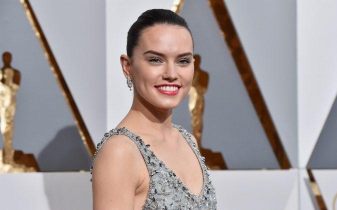 Daisy Ridley Ask Fans For One Favor