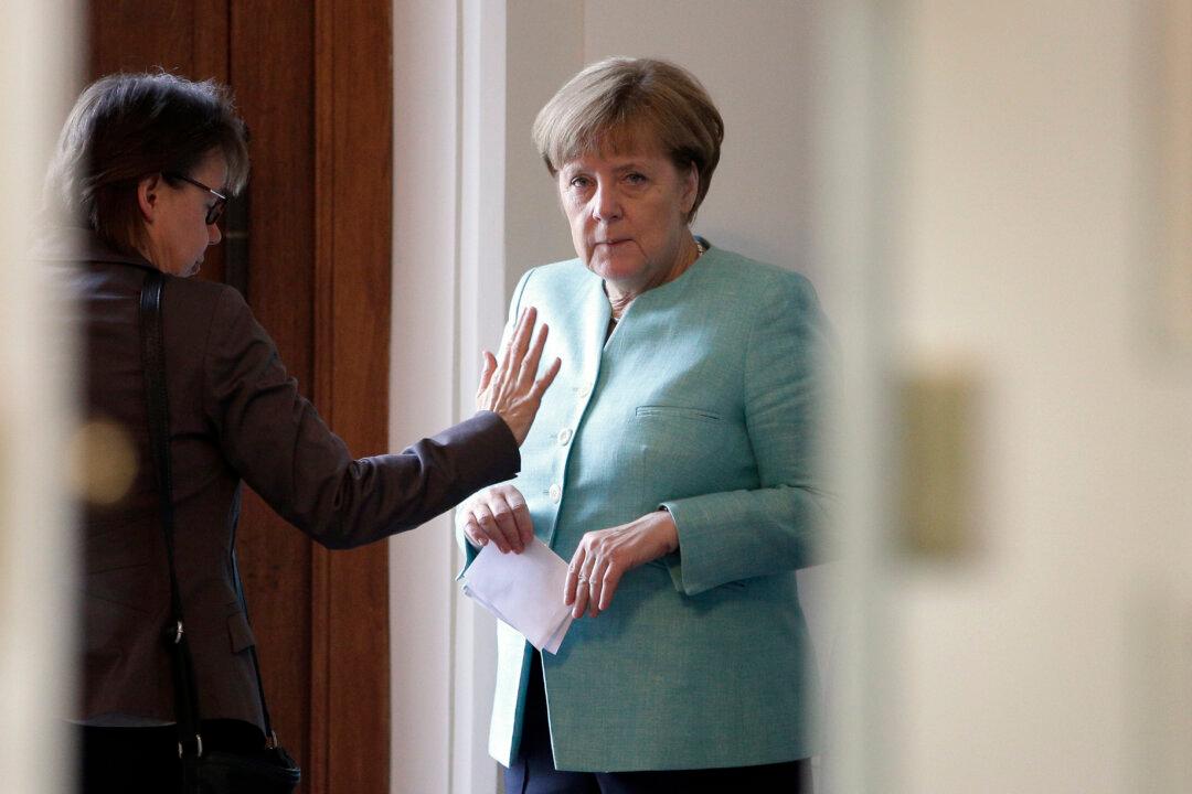 Merkel Appeals Court Order to Reveal Chats With Journalists