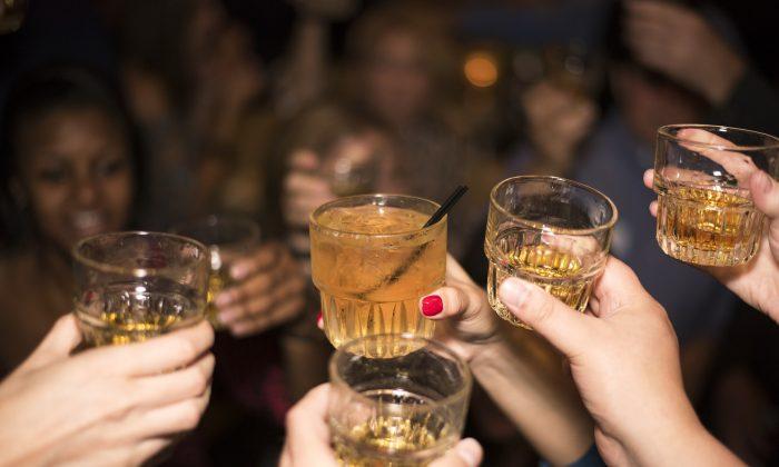 Drink Spiking: One in 13 College Students Possibly Drugged, Survey Shows