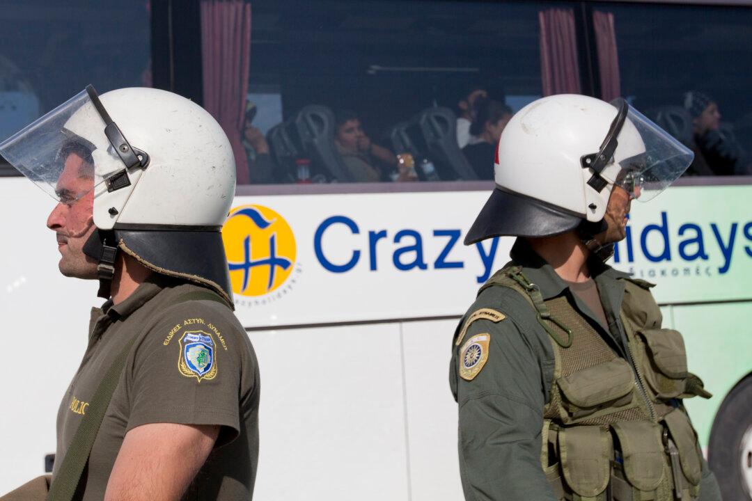 Refugees Keep Moving out of Greece’s Idomeni Border Camp