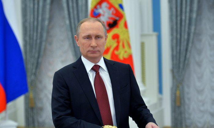 Russia’s Putin Signs Controversial Amendments Into Law