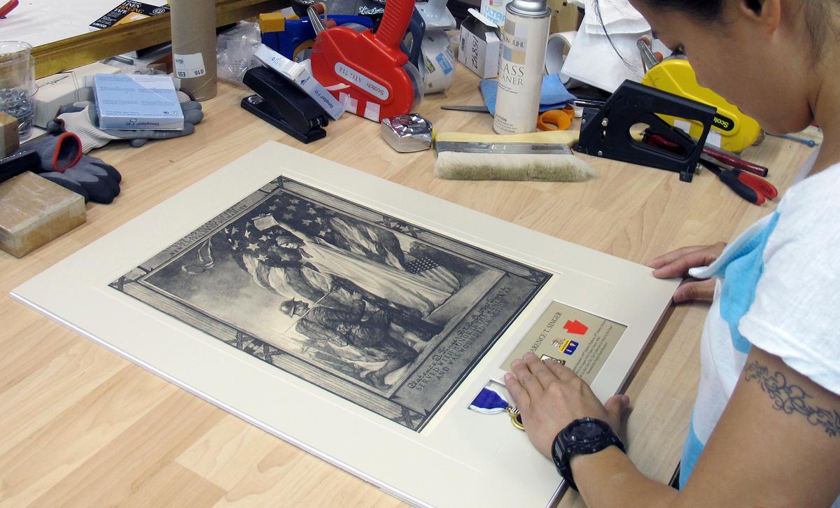 A Veteran’s Race Against Time to Return WWI Purple Hearts