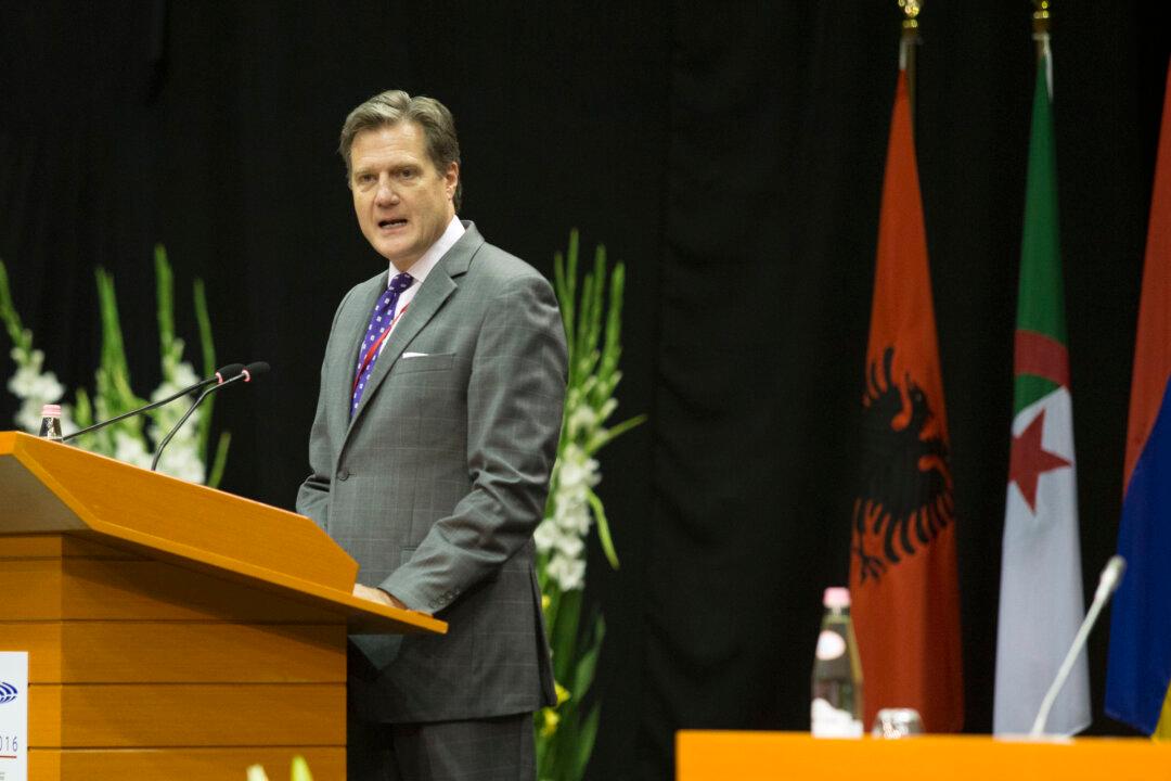 NATO Urged to Show Stronger Resolve on Russia, Boost Defense