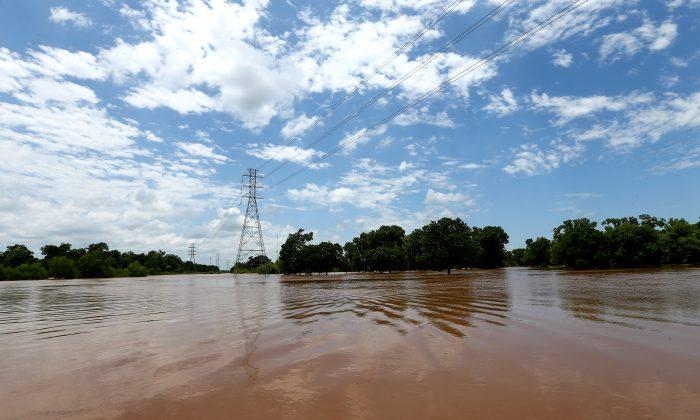 Texas River Expected to Crest at Record Level Tuesday