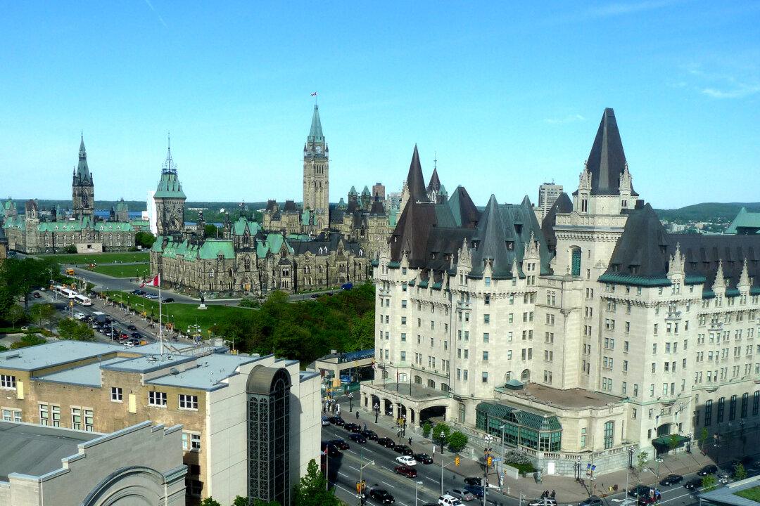 Controversial Chateau Laurier Expansion Not Good Enough, McKenna Says