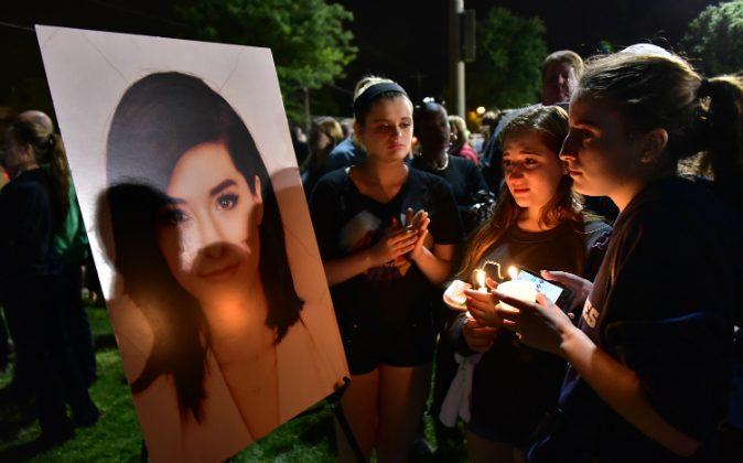 Hundreds Turn Out for Vigil to Remember Christina Grimmie