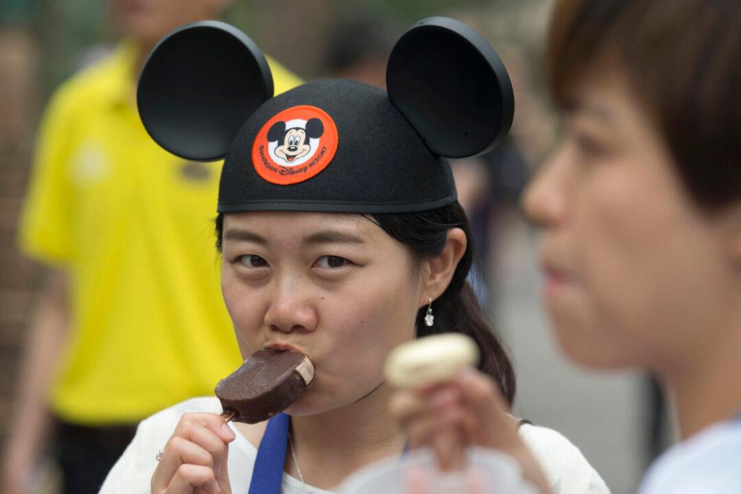 Disney Opens ‘Distinctly Chinese’ Shanghai Park
