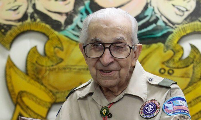 94-Year-Old Boy Scout Leader to Retire, Disband Troop