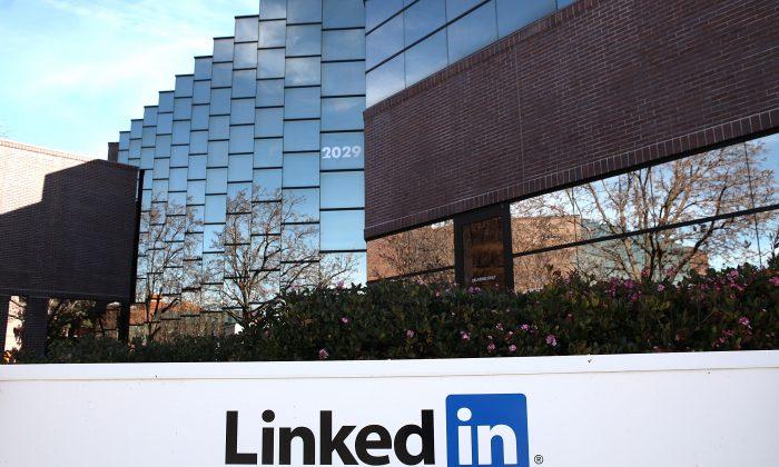Russian Regulator Moves to Shut LinkedIn After Court Ruling
