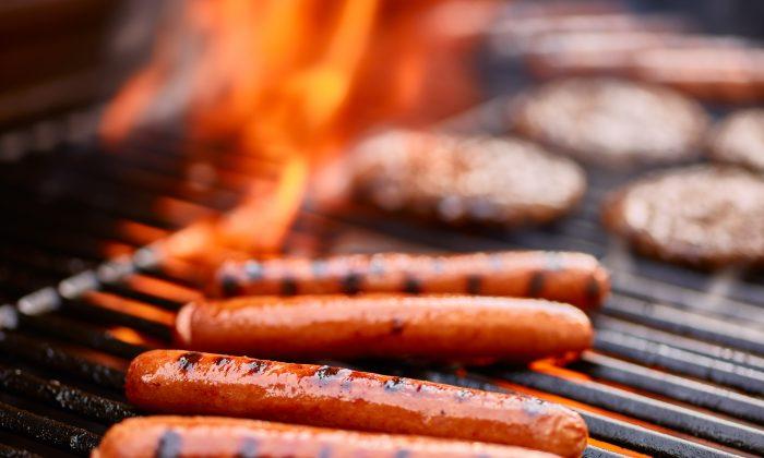 5 Reasons Hot Dogs Should Have Warning Labels