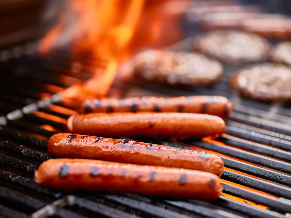 5 Reasons Hot Dogs Should Have Warning Labels