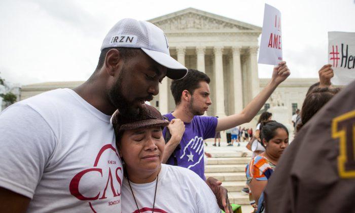 Families Heartbroken Over Supreme Court Tie on Obama’s Immigration Plans
