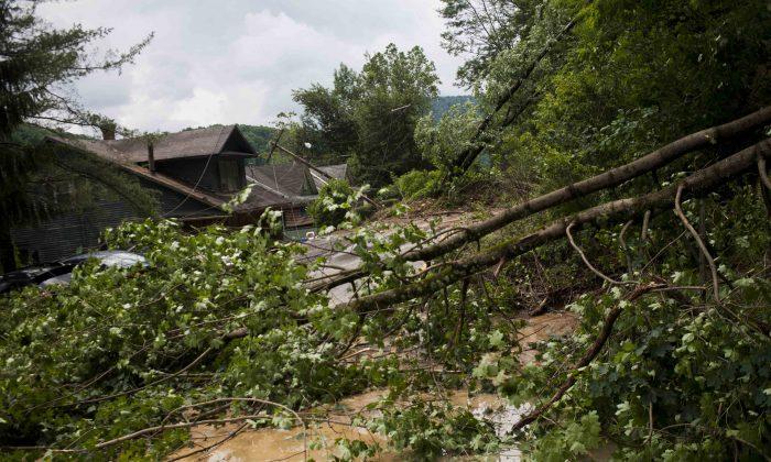Floods in West Virginia Kill 14, Over 100 Homes Damaged