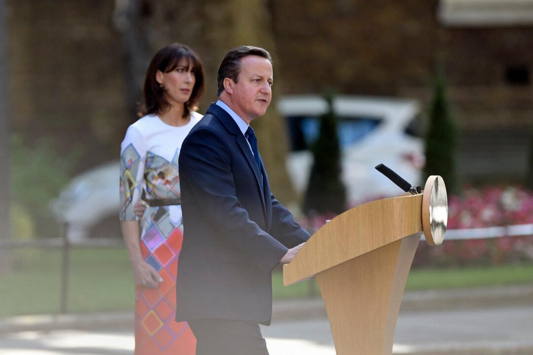 Britain Votes to Leave EU: Cameron to Resign; Markets Rocked