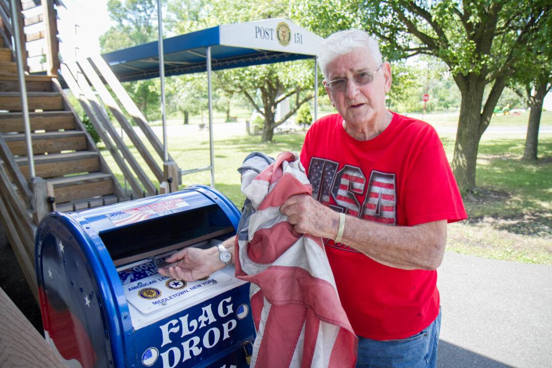 OC Vet Demands Respect for the Flag
