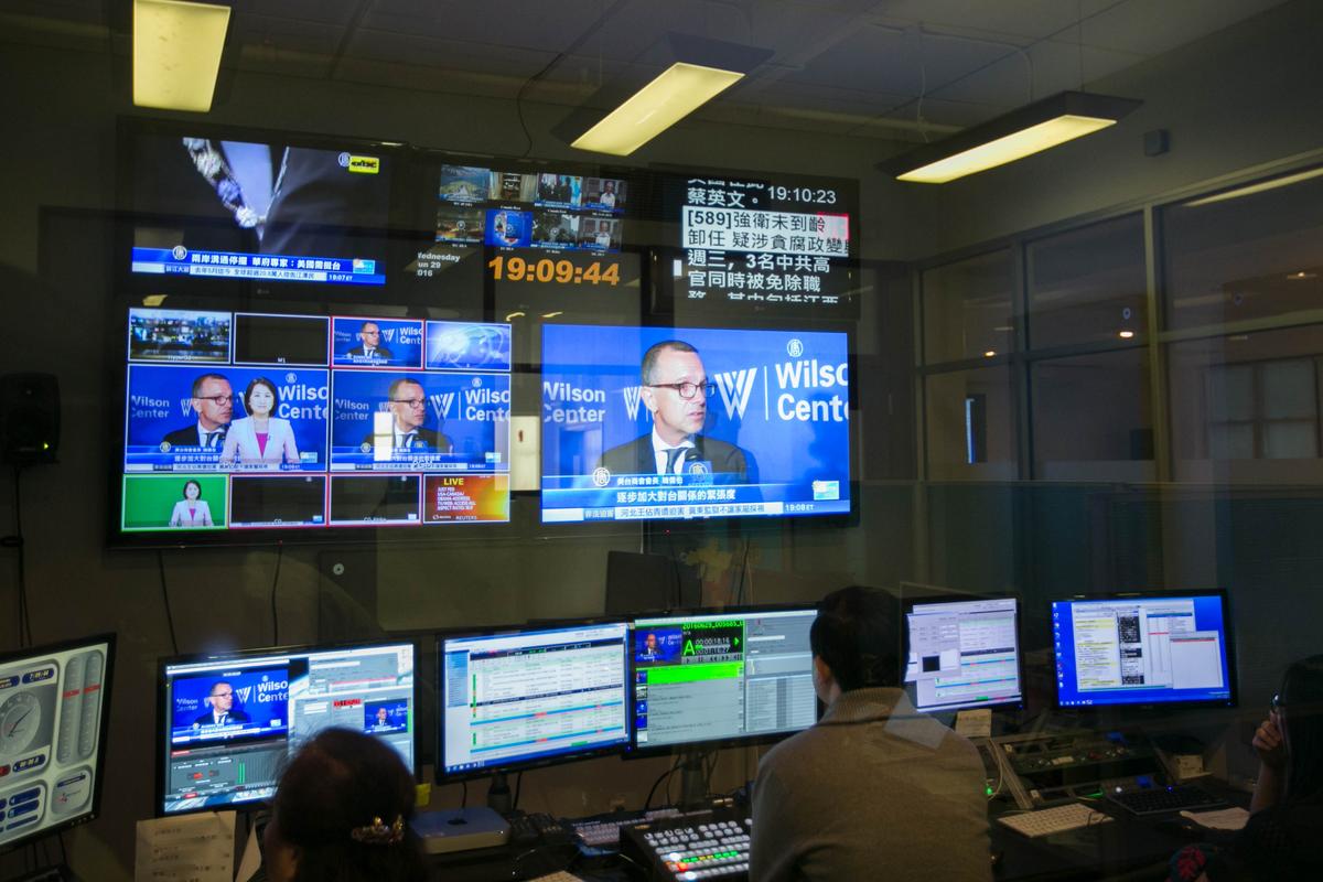 Time Warner Cable Cuts Independent Chinese Channel