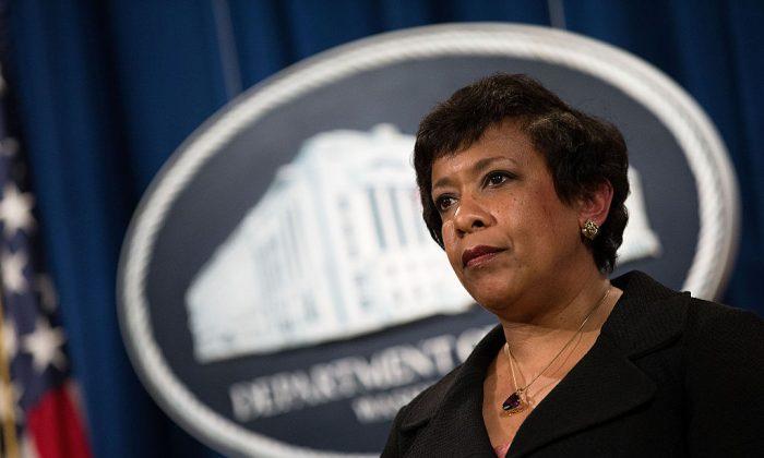 After Controversial Meeting With Bill Clinton, Loretta Lynch Will Follow Prosecutors’ Recommendations