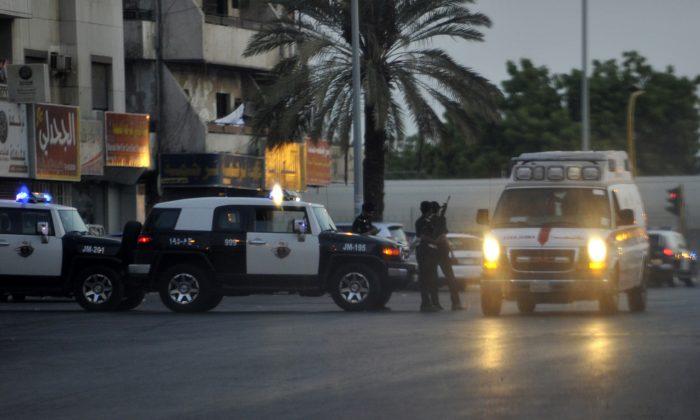 Suicide Bomber Hits Near US Diplomatic Site in Saudi Arabia