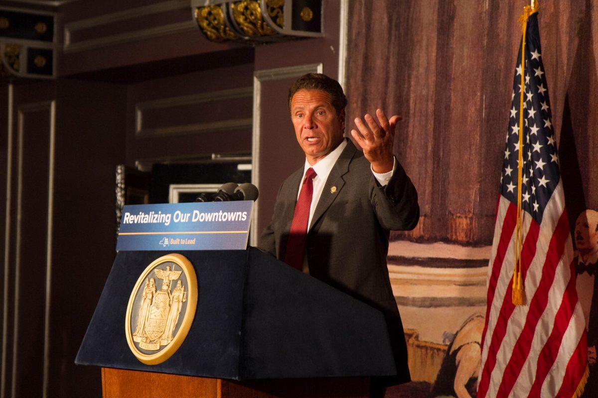 Gov. Andrew Cuomo at the Paramount Theatre in Middletown on July 6, 2016. (Holly Kellum/Epoch Times)