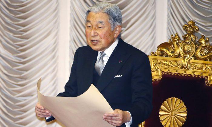Japan’s Emperor Akihito, 82, Reportedly Considering Retiring