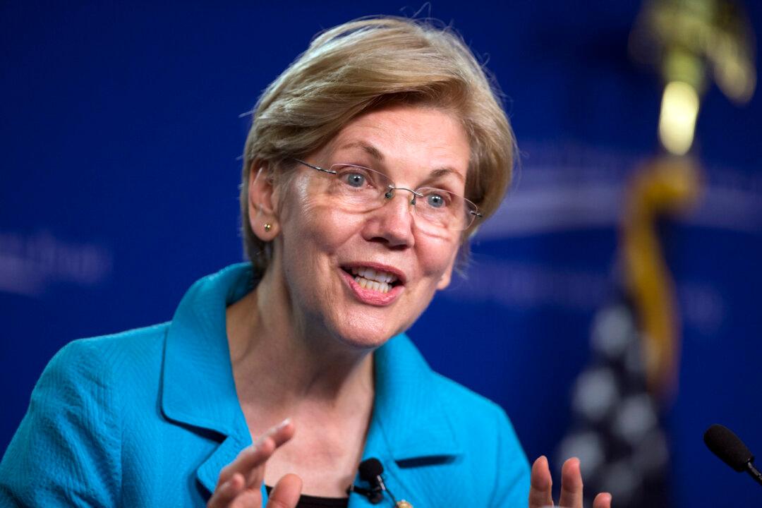 For Clinton, Warren Offers Historic Choice for Running Mate
