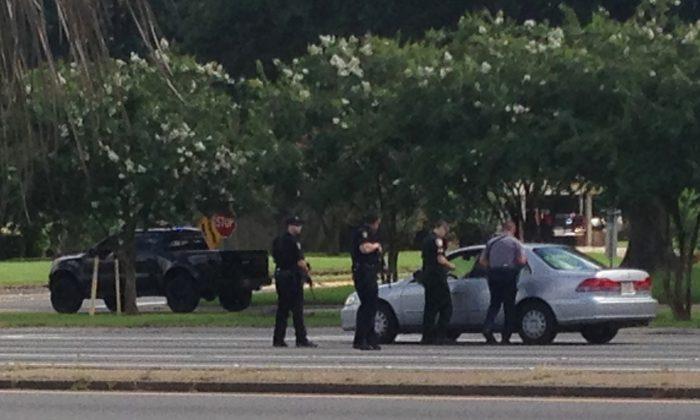 6 Police Officers Shot, 3 Dead, in Baton Rouge