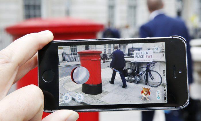 Pokemon GO Causing Havoc as Players Trip Over Augmented Reality