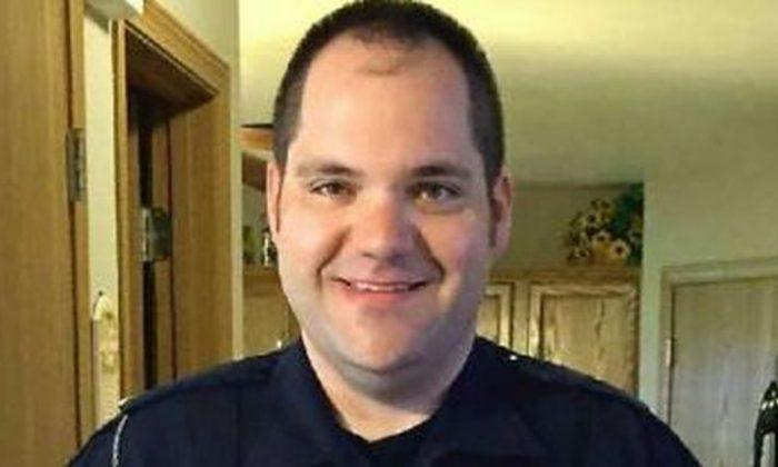 Police: Missouri Officer Shot in Ambush Attack is Paralyzed