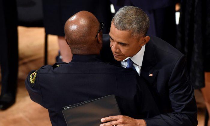 In Open Letter, Obama Hints at Greater Support for Police