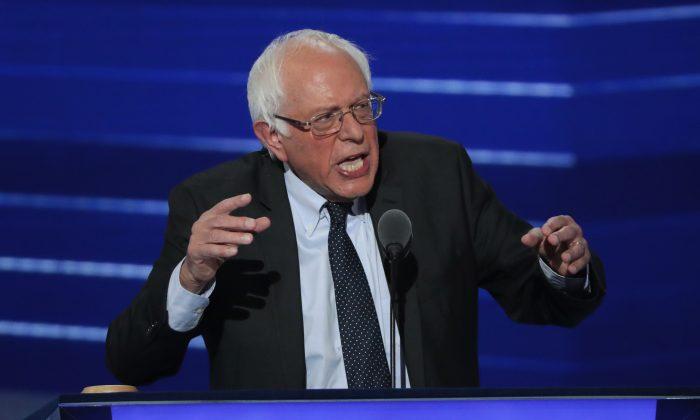 Sanders Urges Fans to Rally Behind Clinton as DNC Heats Up