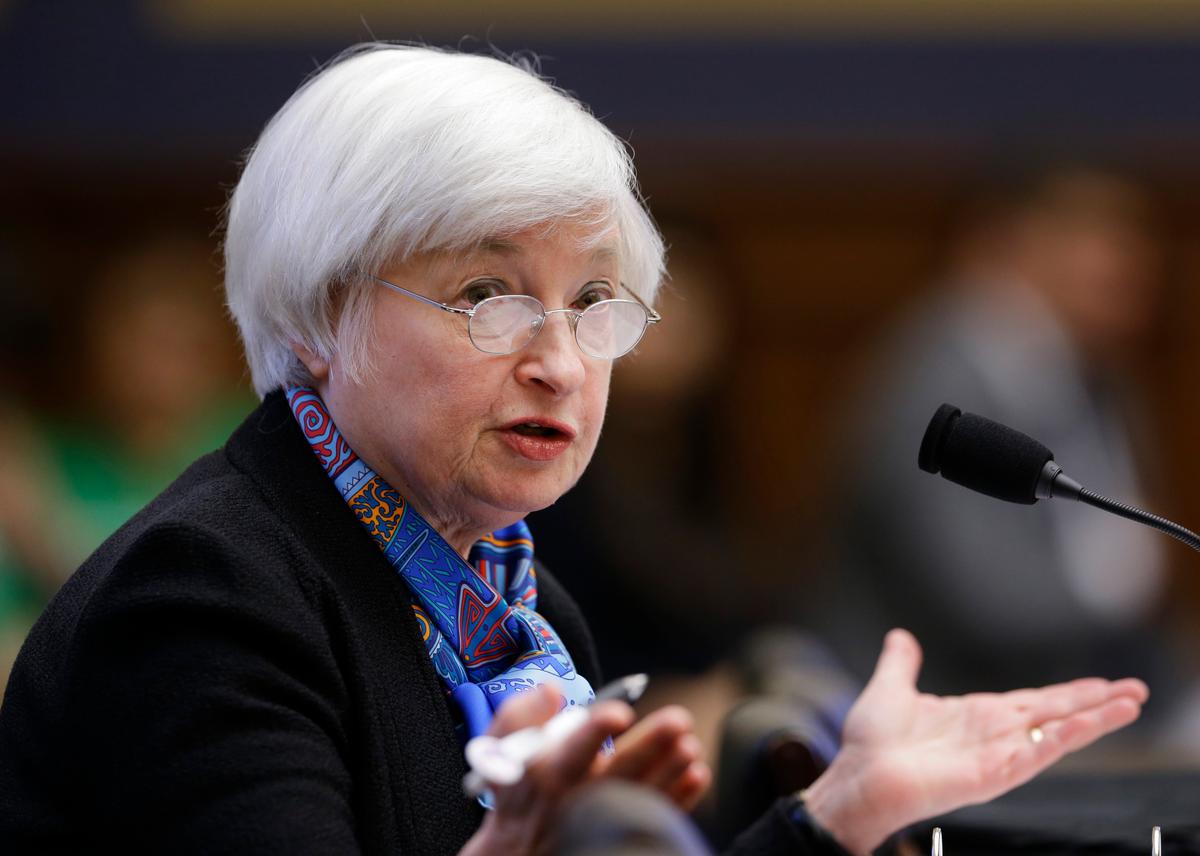 Yellen Signals the Fed Will Likely Raise Rates This Month