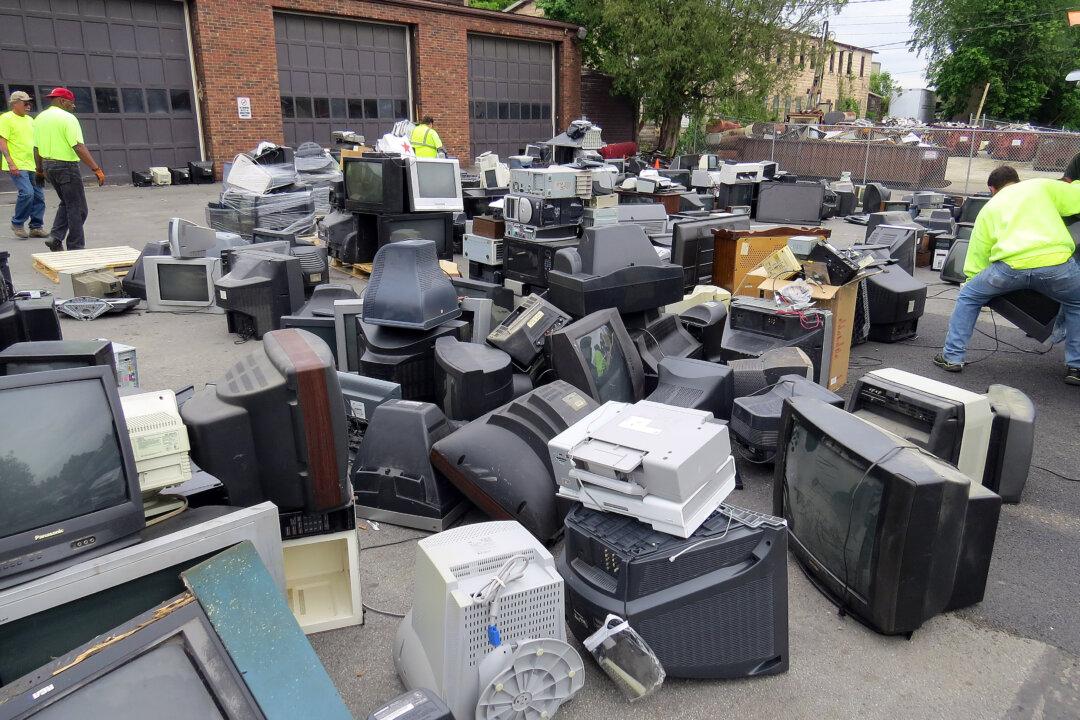 Old Electronics Creating Recycling Headache for Orange County