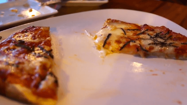 Forget Microwave, Here’s How You Should Reheat Pizza (Video)