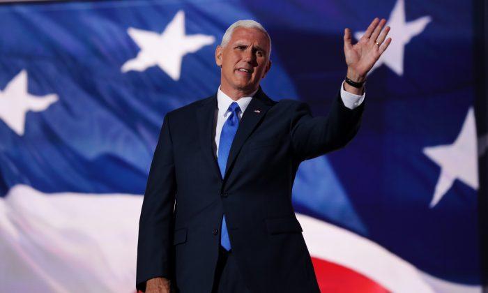 Pence Says He Will Support McCain and Ayotte