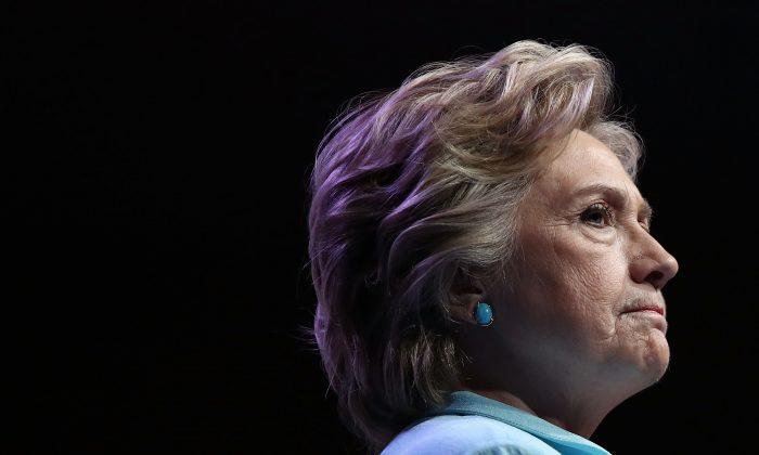 Clinton Defends Public Statements on Email Use, Contradicts FBI Investigation
